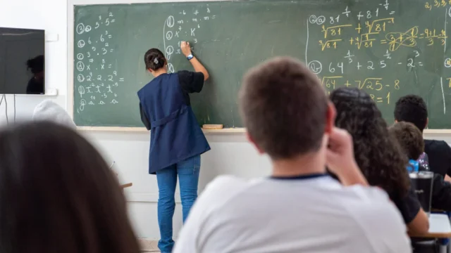 Inscrições para o PSS da educação do Paraná entram na reta final