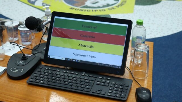 Bíblia Sagrada é sancionada como material paradidático em Ponta Grossa