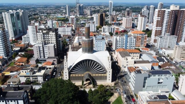 Imagem área do centro de Ponta Grossa