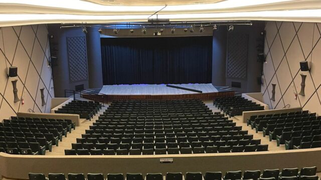 Grande Auditório do Ópera reabre com programação especial