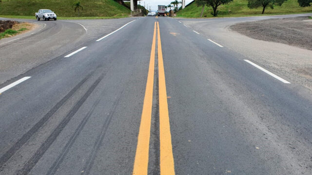 DER/PR recebe contribuições para nova licitação de segurança viária nas rodovias
