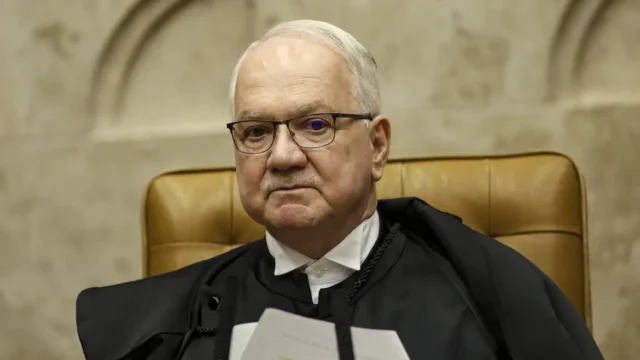 fachin suspensão processo renato freitas