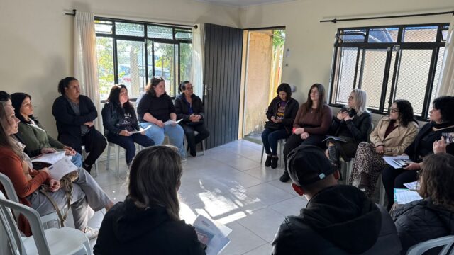 Serviço de Acolhimento Familiar promove capacitação para novas famílias acolhedoras
