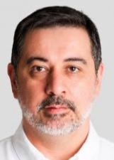 Foto oficial de TOTO fornecida pelo TSE